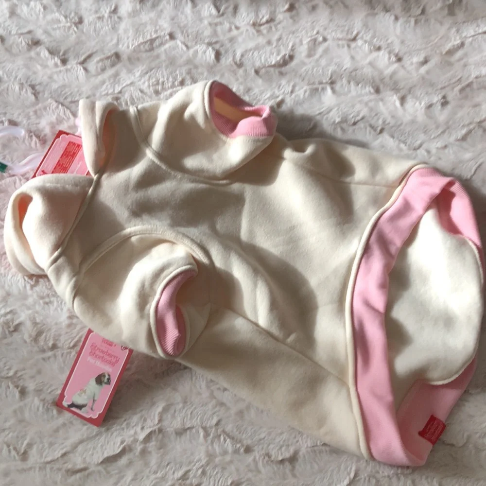 Strawberry Shortcake PET Hoodie SIZE L